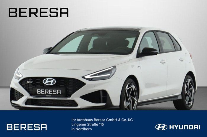Atlas white / sol Neu 2025 Hyundai i30 N Line Limousine | 29.680 € (Teuer) - Bild 1/4