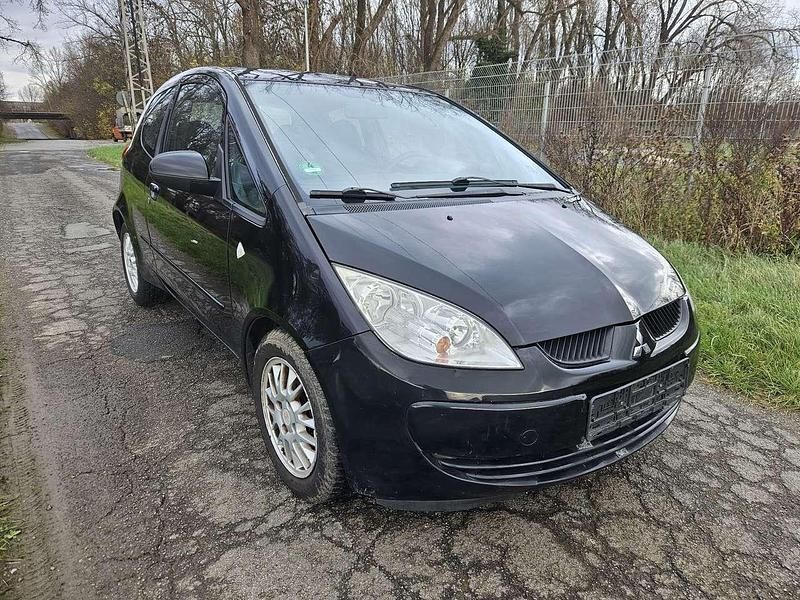 Gebraucht Mitsubishi Colt Invite 95 PS (69 kW) 2006 Cosmosschwarz Kleinwagen
