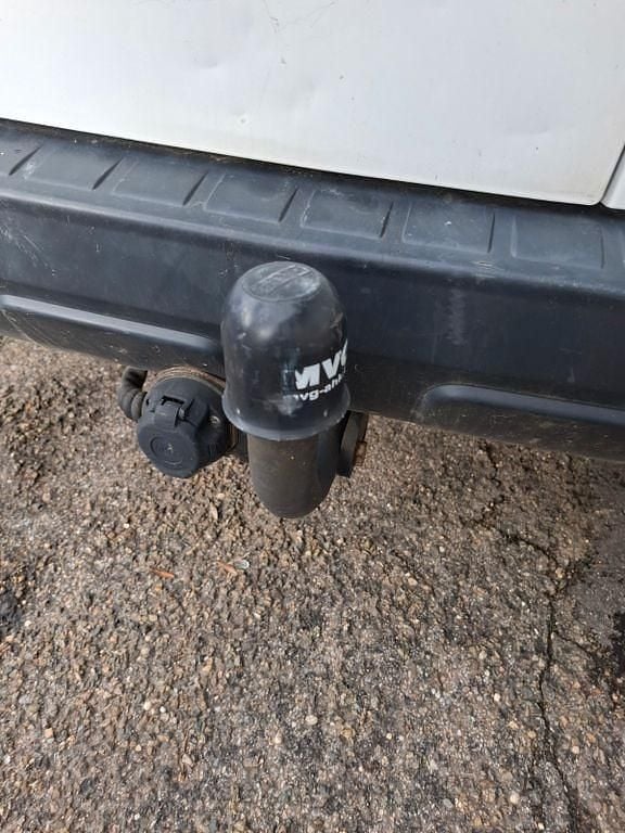 Gebraucht Dacia Dokker 102 PS (75 kW) 2017 Weiß Van / Kleinbus