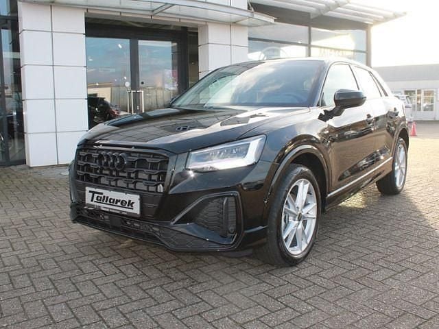 Neu Audi Q2 S-Line 150 PS (110 kW) 2025 Schwarz SUV