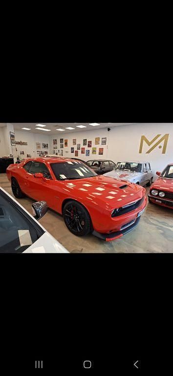 Rot Gebraucht 2023 Dodge Challenger Coupé | 56.250 € - Bild 1/4