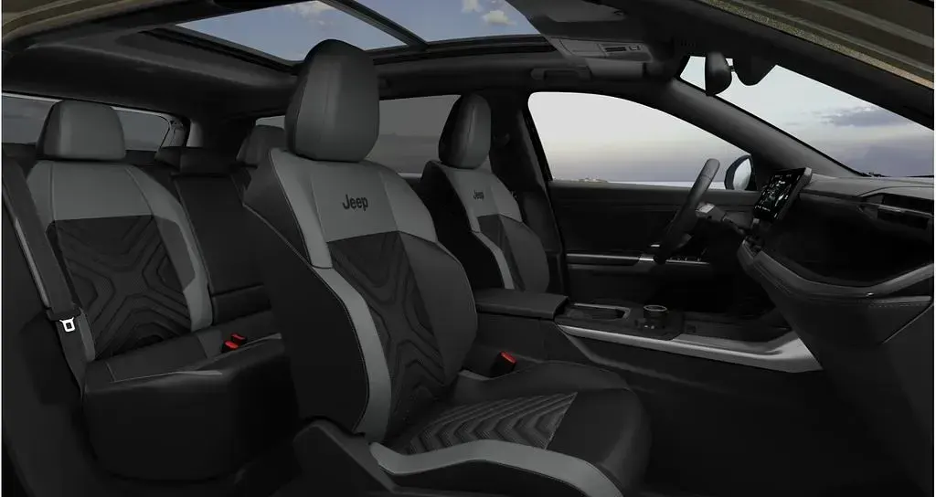 Neu Jeep Compass 145 PS (106 kW) 2026 Grün SUV