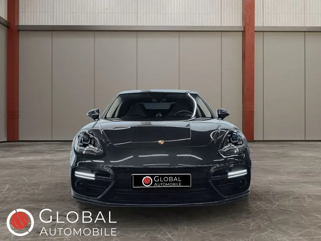 Gebraucht Porsche Panamera 549 PS (403 kW) 2016 Grau Kleinwagen