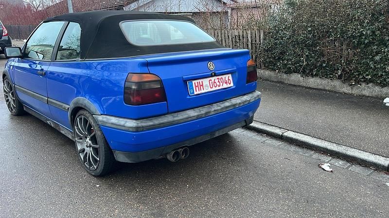 Gebraucht VW Golf 90 PS (66 kW) 1995 Blau Cabrio