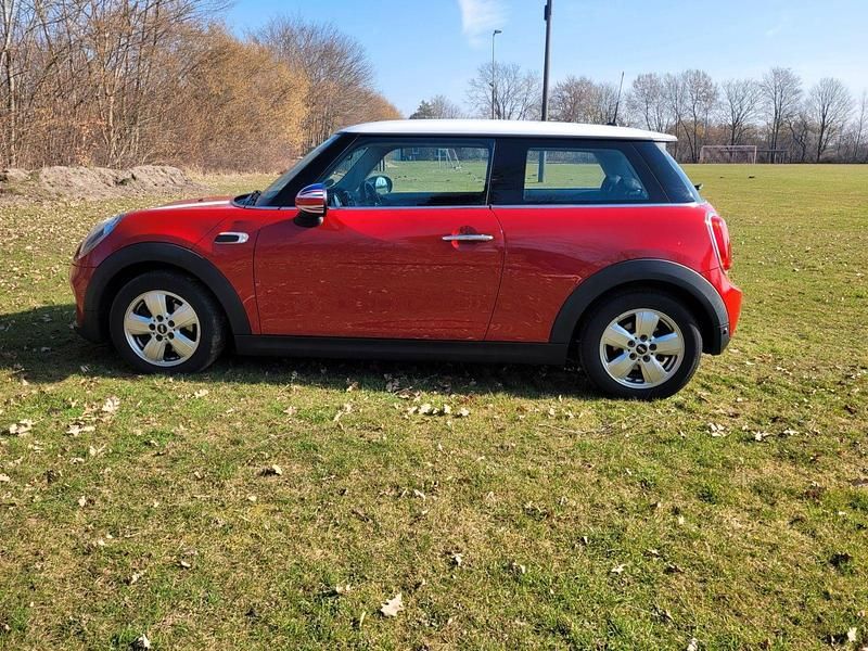 Usado Mini Cooper D 116 HP (85 kW) 2015 Vermelho Citadino
