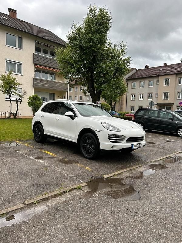 Gebraucht Porsche Cayenne 245 PS (180 kW) 2012 Weiß SUV