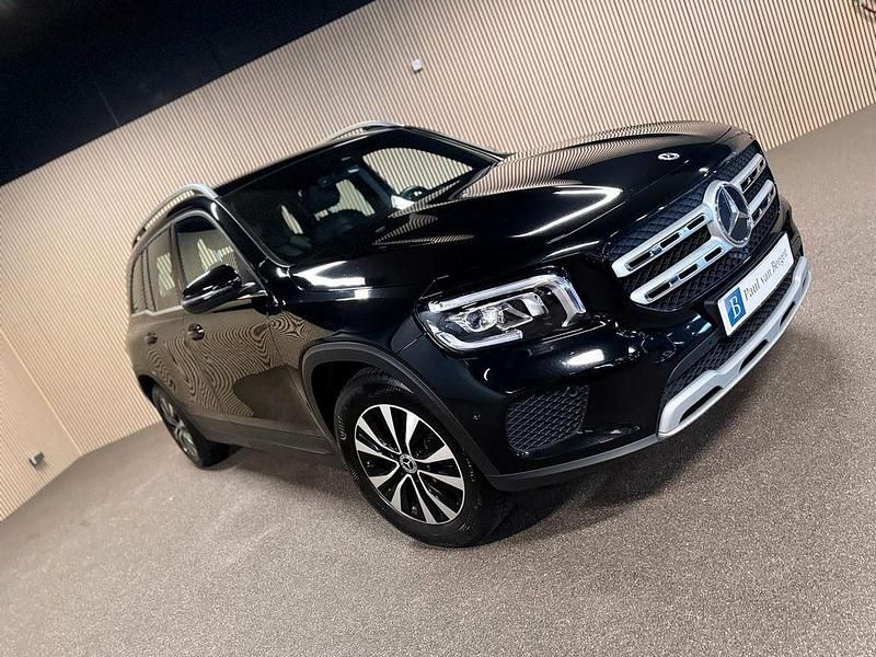 Gebraucht Mercedes GLB180 136 PS (100 kW) 2022 Schwarz SUV