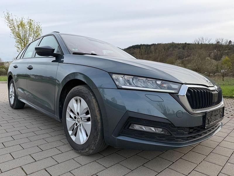 Second-hand Skoda Octavia Ambition 116 CP (85 kW) 2020 Gri Break