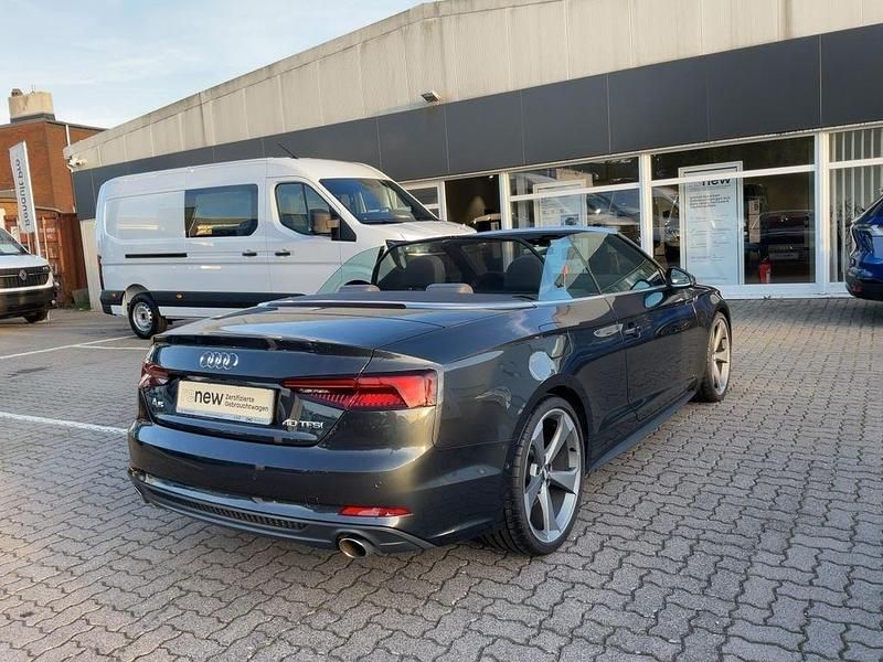 Gebraucht Audi A5 Cabriolet Sport 190 PS (139 kW) 2020 Manhattangrau metallic, verdeck grau (metallic) Cabrio