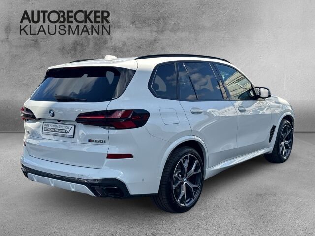 Gebraucht BMW X5 M M Sport 530 PS (389 kW) 2023 Weiß SUV