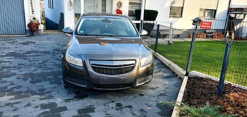 Gebraucht Opel Insignia 180 PS (132 kW) 2009 Grau Limousine