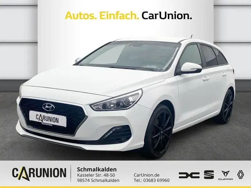 Weiß Gebraucht 2019 Hyundai i30 Kombi | 13.480 € (Fairer Preis) - Bild 1/4