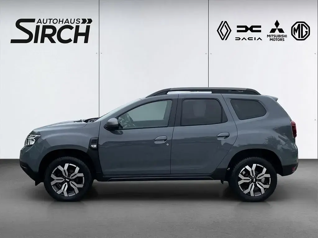 Second-hand Dacia Duster Journey 131 CP (96 kW) 2022 Gri SUV
