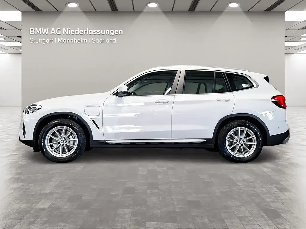 Gebraucht BMW X3 Sport Line 184 PS (135 kW) 2023 Weiß SUV
