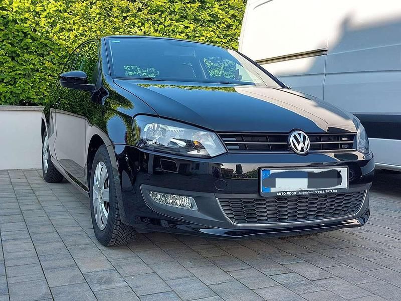 Gebraucht VW Polo Style 69 PS (50 kW) 2011 Schwarz Limousine