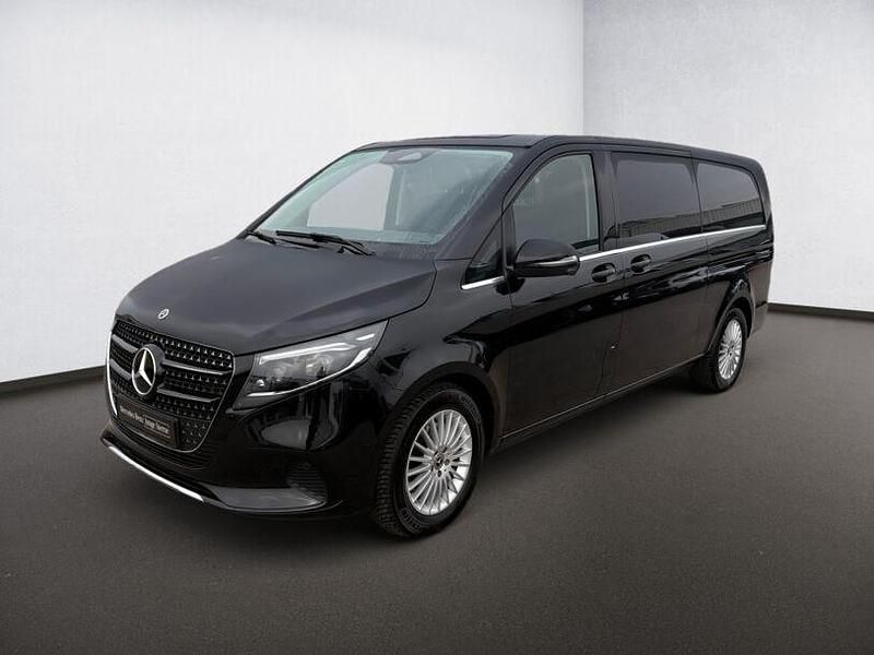 Gebraucht Mercedes V300 Avantgarde 237 PS (174 kW) 2025 Obsidianschwarz (metallic) Van / Kleinbus