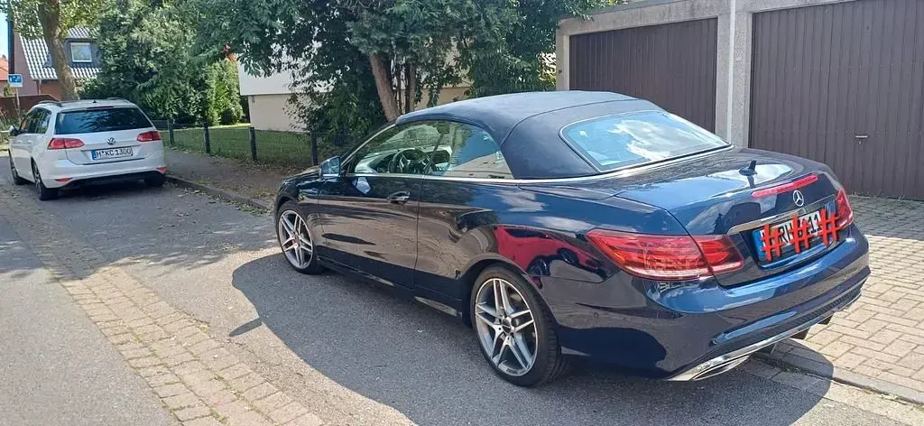Gebraucht Mercedes E350 258 PS (189 kW) 2014 Blau Cabrio