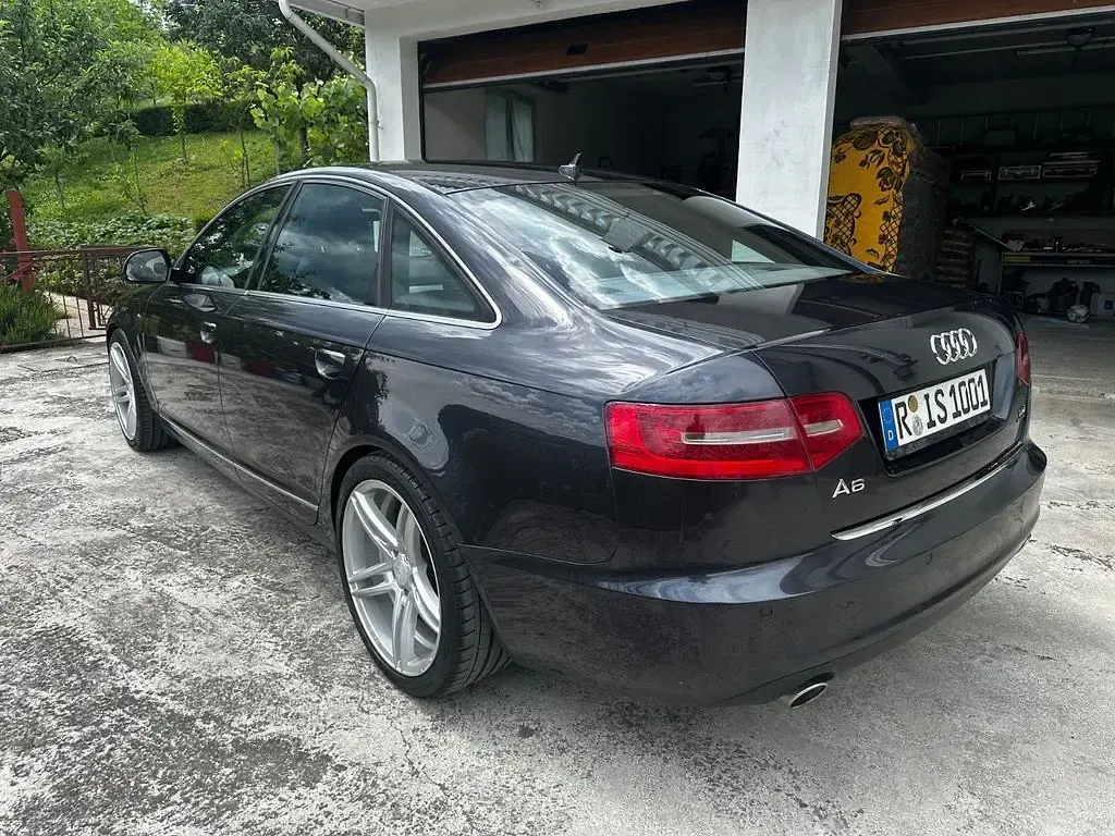 Gebraucht Audi A6 Ambiente 239 PS (175 kW) 2010 Grau Limousine