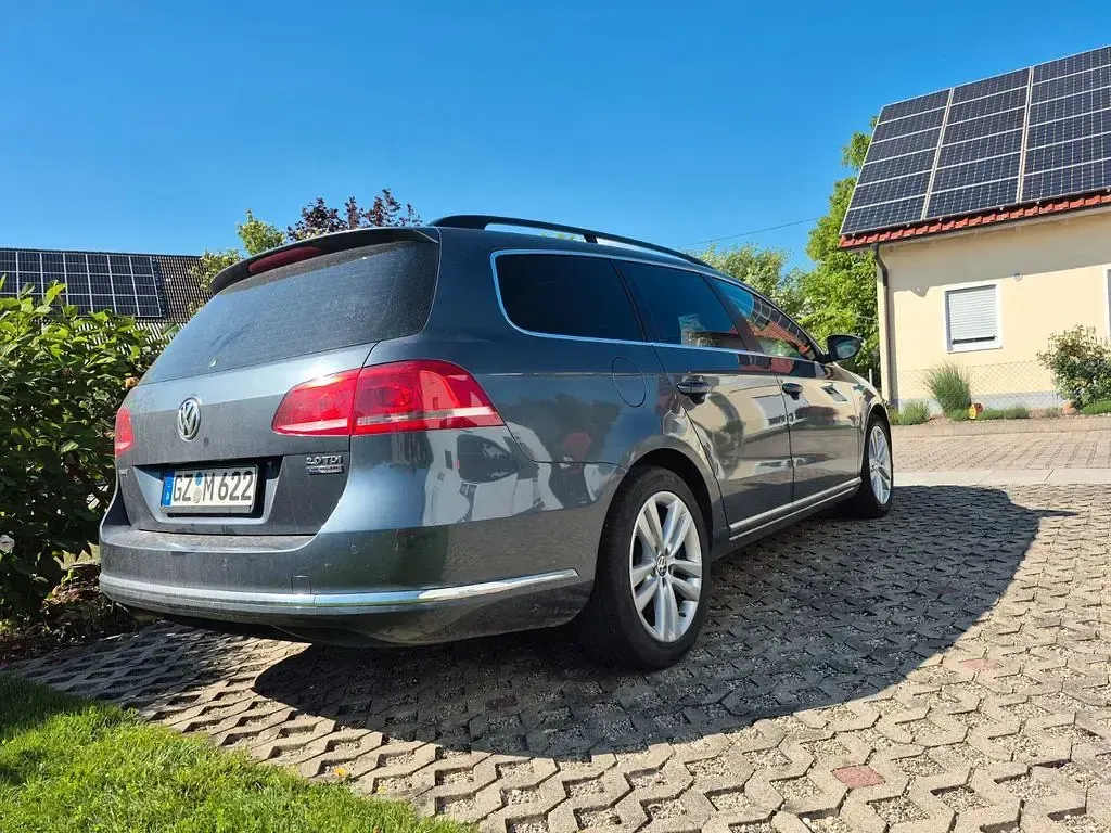 Usata VW Passat Comfortline 140 CV (102 kW) 2012 Grigio Station wagon