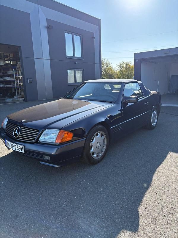 Gebraucht Mercedes SL300 194 PS (142 kW) 1991 Blau Cabrio