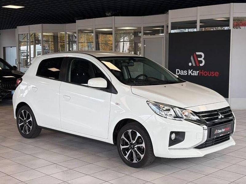 Weiß Gebraucht 2023 Mitsubishi Space Star Select+ Limousine | 12.870 € (Fairer Preis) - Bild 1/4