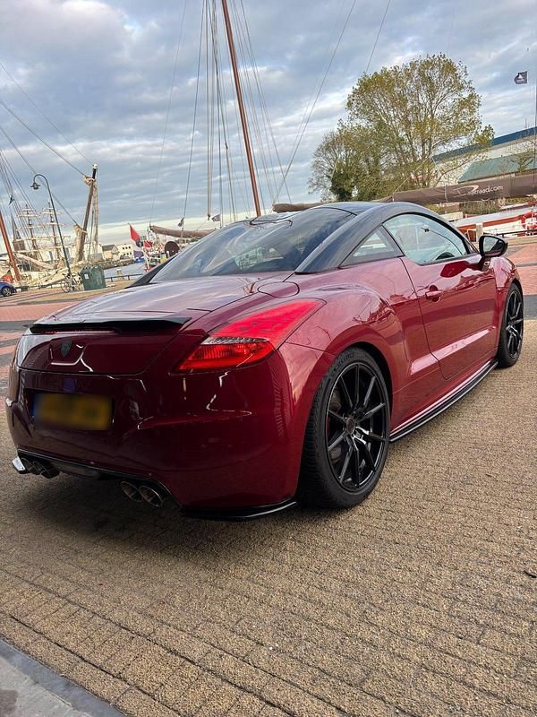 Gebraucht Peugeot RCZ 230 PS (169 kW) 2014 Rot Coupé