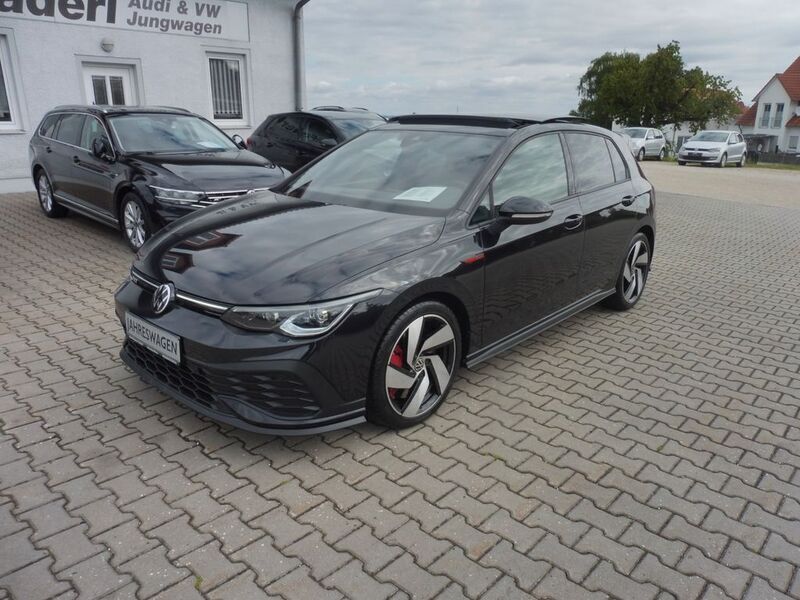 Schwarz Gebraucht 2022 VW Golf VIII GTI Clubsport Limousine | 31.980 € (Guter Preis) - Bild 1/4