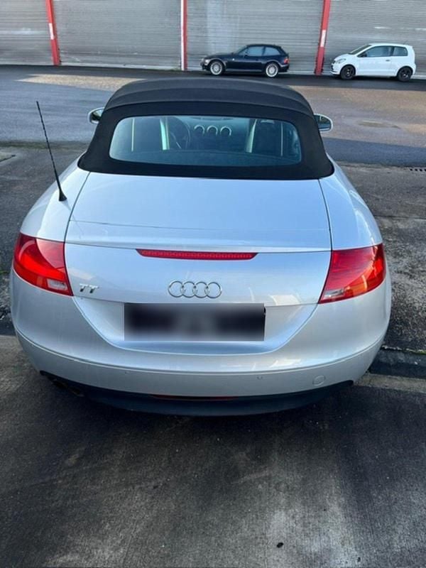 Gebraucht Audi TT Roadster 160 PS (117 kW) 2009 Silber Cabrio