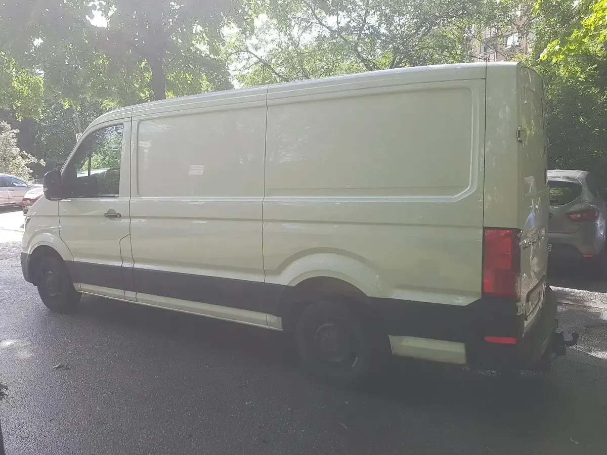 Gebraucht VW Crafter 102 PS (75 kW) 2019 Weiß Van