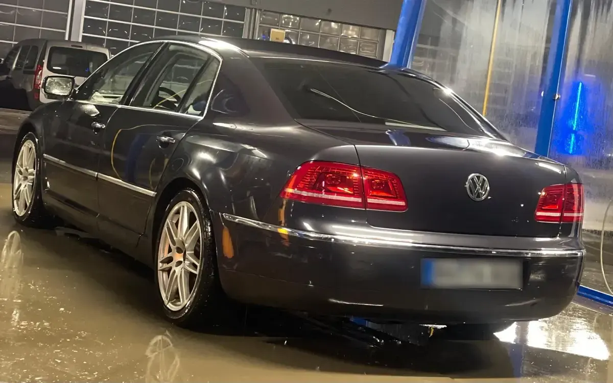 Gebraucht VW Phaeton 224 PS (164 kW) 2006 Grau Limousine