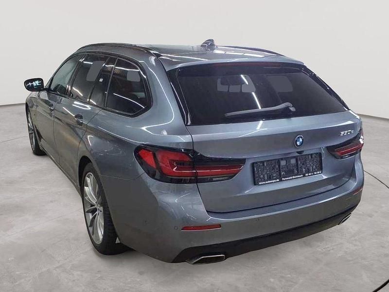Gebraucht BMW 530e Shadowline 184 PS (135 kW) 2022 Grau Kombi
