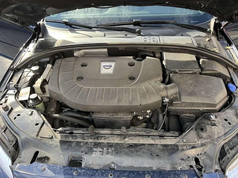 Gebraucht Volvo V70 Pro 136 PS (100 kW) 2013 Blau Kombi