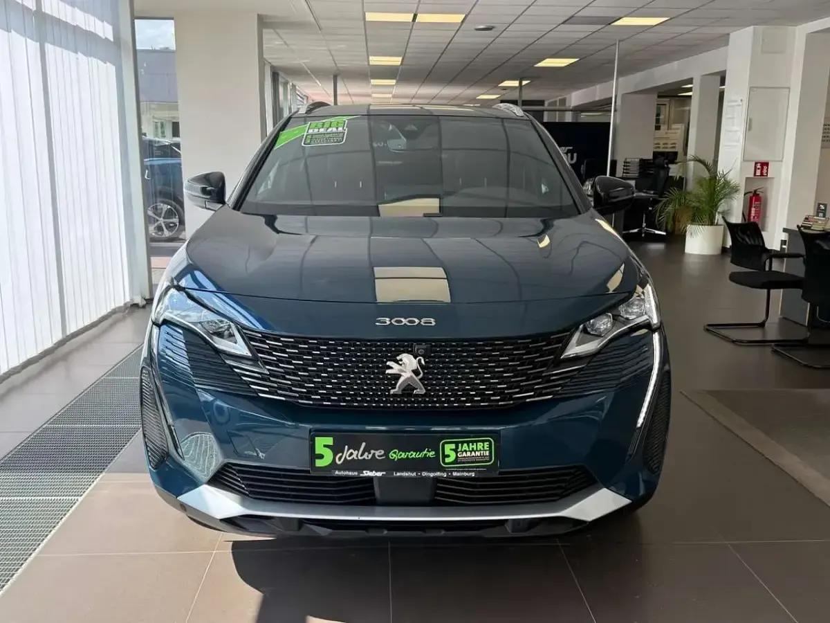 Gebraucht Peugeot 3008 131 PS (96 kW) 2024 Blau SUV
