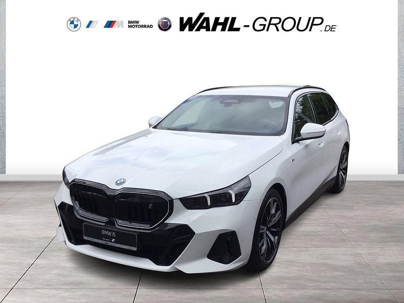 Weiß Neu 2025 BMW i5 M Sport Limousine | 67.290 € (Guter Preis) - Bild 1/4