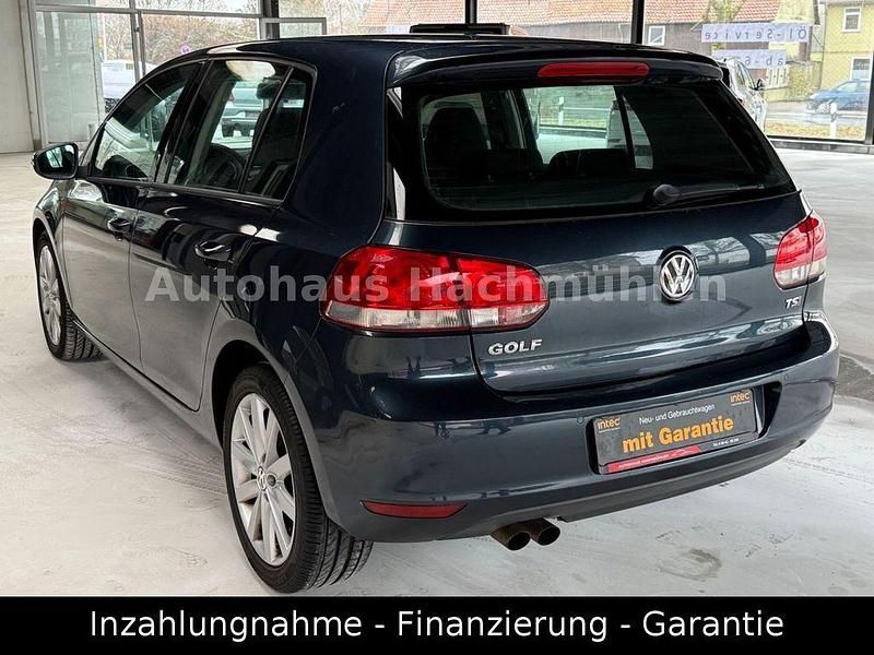 Gebraucht VW Golf VI Comfortline 122 PS (89 kW) 2009 Blau Kleinwagen
