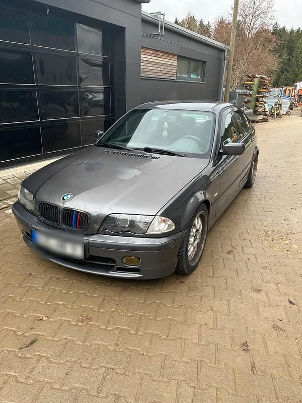 Gebraucht BMW 330 184 PS (135 kW) 2000 Grau Limousine