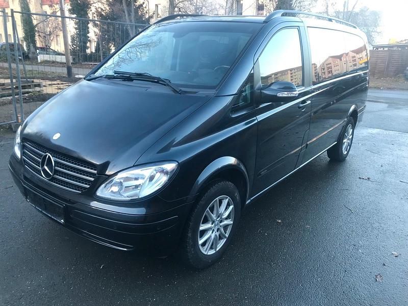 Schwarz Gebraucht 2007 Mercedes Viano Van / Kleinbus | 6.800 € (Fairer Preis) - Bild 1/4