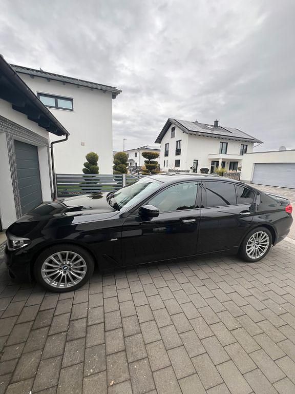 Gebraucht BMW 530 265 PS (194 kW) 2017 Schwarz Limousine