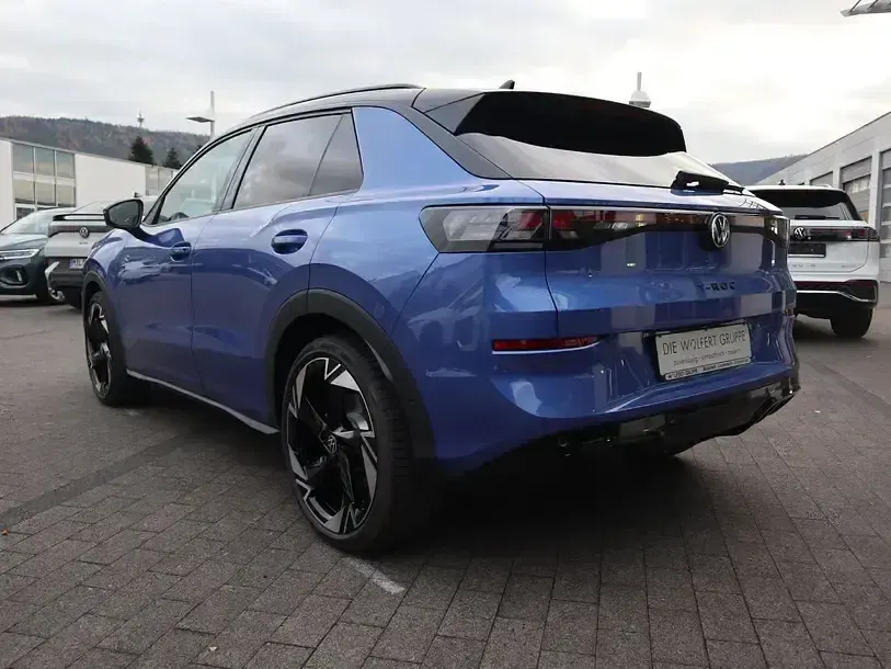 Gebraucht VW T-Roc R-line 150 PS (110 kW) 2025 Celestial blue metallic / schw SUV