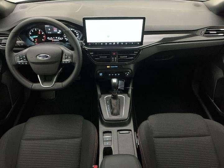 Gebraucht Ford Focus ST-Line 155 PS (114 kW) 2025 Silber Limousine