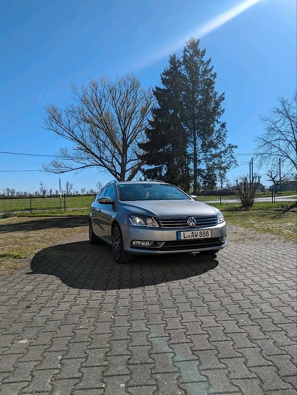 Gebraucht VW Passat 176 PS (129 kW) 2014 Grau Kombi