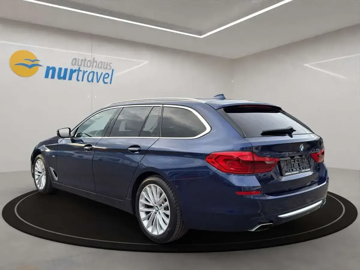 Gebraucht BMW 540 340 PS (250 kW) 2017 Mediterranblau Kombi
