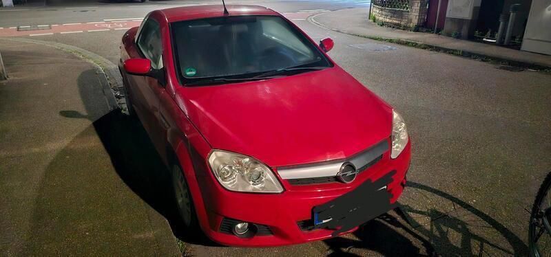 Rot Gebraucht 2009 Opel Tigra Cabrio | 900 € - Bild 1/4