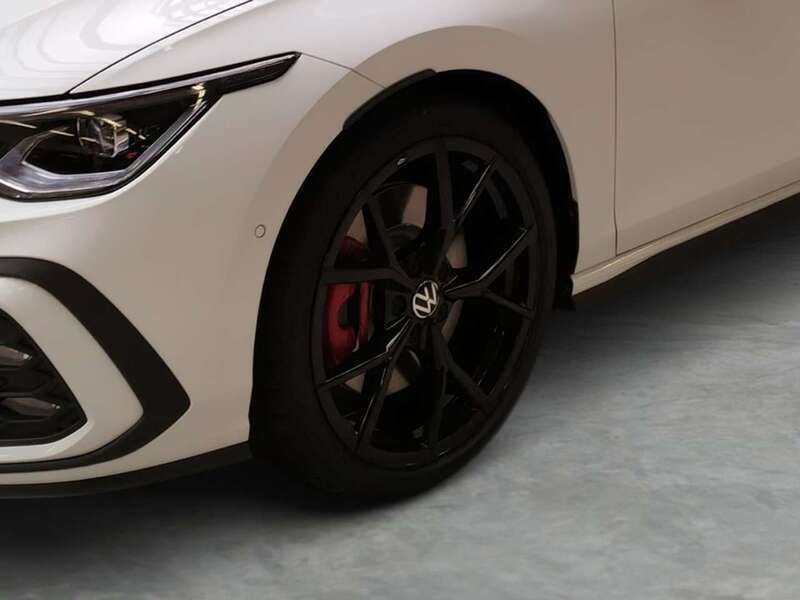 Gebraucht VW Golf VIII GTI 245 PS (180 kW) 2024 Weiß Kleinwagen