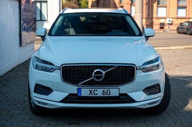 Gebraucht Volvo XC60 145 PS (106 kW) 2020 SUV