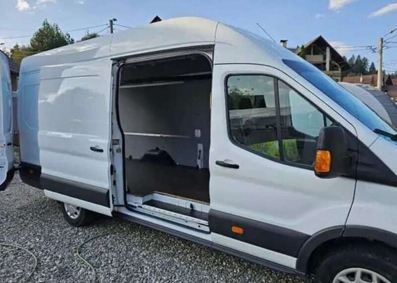 Weiß Gebraucht 2018 Ford Transit Van / Kleinbus | 16.900 € (Guter Preis) - Bild 1/4