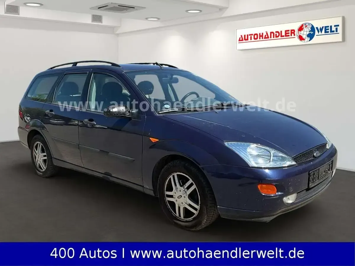 Gebraucht Ford Focus Ambiente 116 PS (85 kW) 2000 Braun Kombi