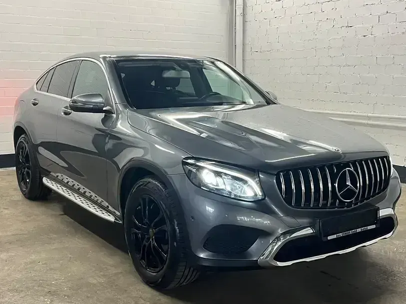 Gebraucht Mercedes GLC250 204 PS (150 kW) 2018 Grau SUV