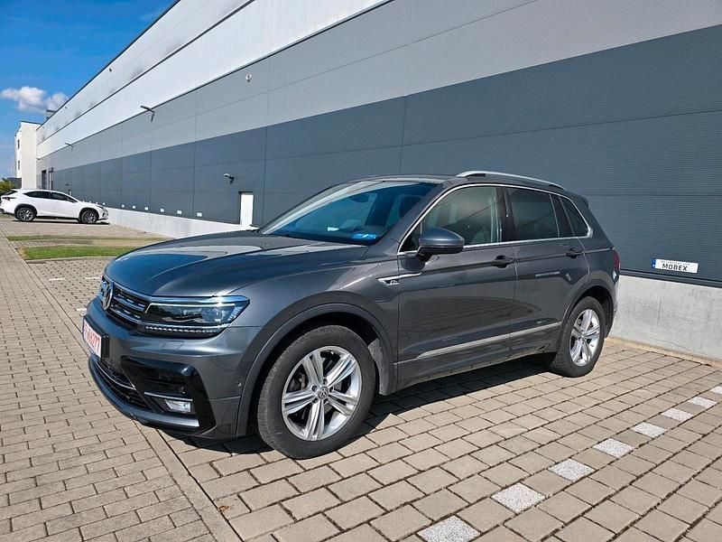 Second-hand VW Tiguan Highline 239 CP (175 kW) 2018 Gri SUV