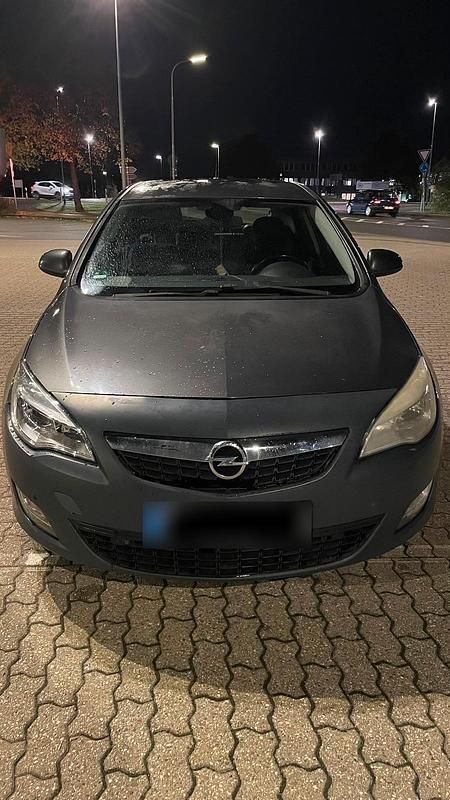 Gebraucht Opel Astra 125 PS (91 kW) 2010 Grau Kombi